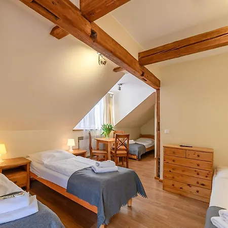 Fortuna לינה וארוחת בוקר דוז'ניקי ז'דרוז'